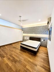Townhouse Apartments (D9), Apartment #589837891